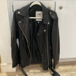 Super cute zara oversized leather jacket moto